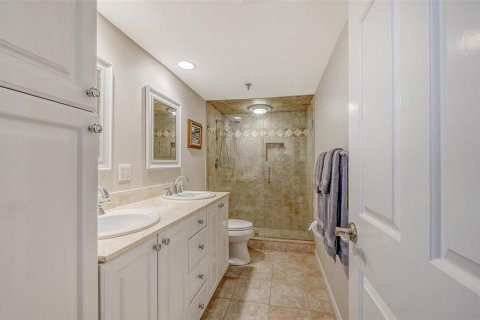 Condo in Longboat Key, Florida, 3 bedrooms  № 2093127 - photo 24