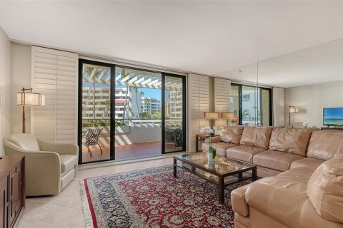 Condo in Longboat Key, Florida, 3 bedrooms  № 2093127 - photo 13