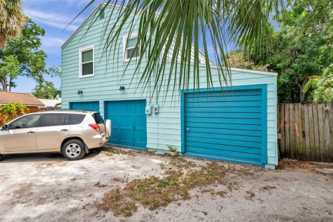 House in Saint Petersburg, Florida 1 bedroom, 49.05 sq.m. № 1903289 - photo 2