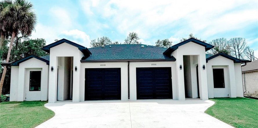 Commercial property in Port Charlotte, Florida 6 bedrooms, 222.59 sq.m. № 1916064