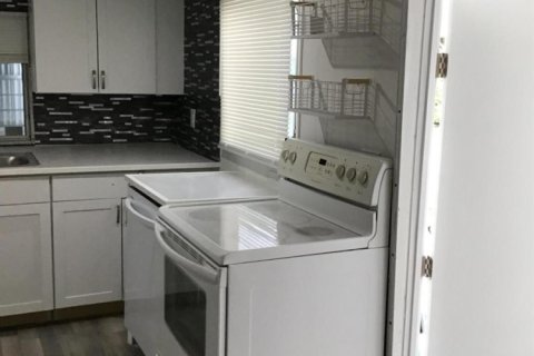 Immobilier commercial à vendre à West Palm Beach, Floride: 116.13 m2 № 2250392 - photo 7
