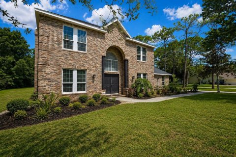 House in Weeki Wachee, Florida 4 bedrooms, 282.98 sq.m. № 2296857
