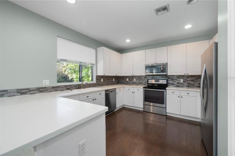 Casa en venta en Fort Myers, Florida, 4 dormitorios, 267.09 m2 № 2425785 - foto 15