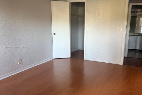 Copropriété à louer à Margate, Floride: 1 chambre, 66.15 m2 № 2046245 - photo 6