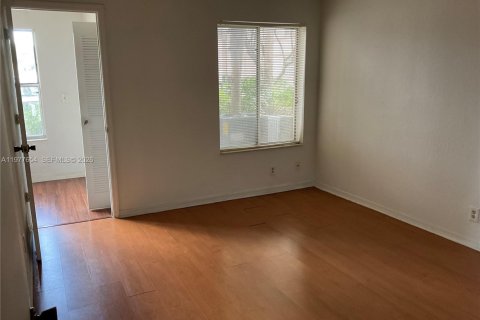 Copropriété à louer à Margate, Floride: 1 chambre, 66.15 m2 № 2046245 - photo 19