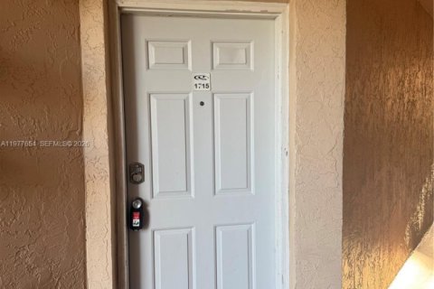 Copropriété à louer à Margate, Floride: 1 chambre, 66.15 m2 № 2046245 - photo 8