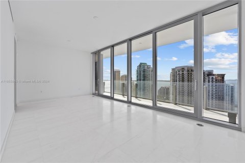 Condominio en venta en Miami, Florida, 5 dormitorios, 371.05 m2 № 2012875 - foto 16