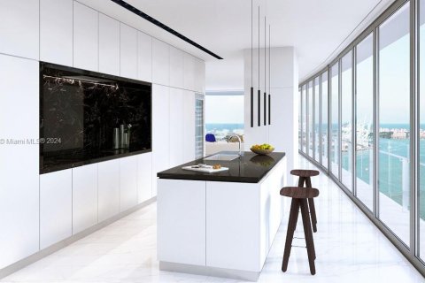 Condominio en venta en Miami, Florida, 5 dormitorios, 371.05 m2 № 2012875 - foto 9