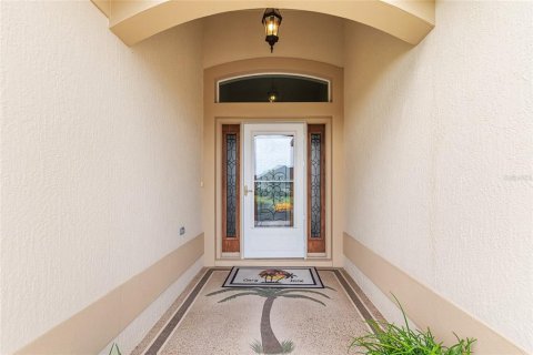 House in The Villages, Florida 3 bedrooms, 194.72 sq.m. № 2389014 - photo 8