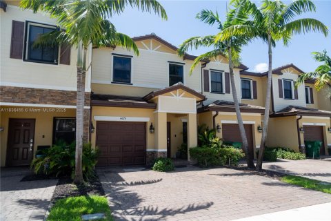 Townhouse in Davie, Florida 3 bedrooms, 149.57 sq.m. № 1849209 - photo 2