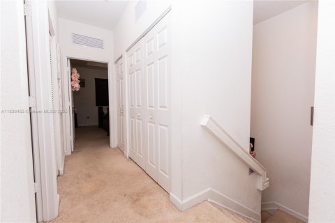 Townhouse in Davie, Florida 3 bedrooms, 149.57 sq.m. № 1849209 - photo 30