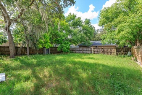 House in Casselberry, Florida 3 bedrooms, 94.02 sq.m. № 1810108 - photo 13