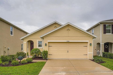 House in Wesley Chapel, Florida 3 bedrooms, 140.84 sq.m. № 1810098 - photo 1