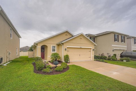 House in Wesley Chapel, Florida 3 bedrooms, 140.84 sq.m. № 1810098 - photo 2
