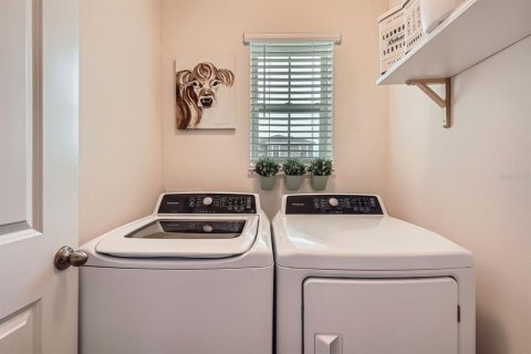 House in Wesley Chapel, Florida 3 bedrooms, 140.84 sq.m. № 1810098 - photo 23