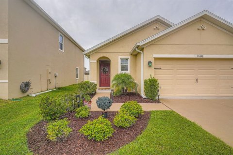 House in Wesley Chapel, Florida 3 bedrooms, 140.84 sq.m. № 1810098 - photo 3