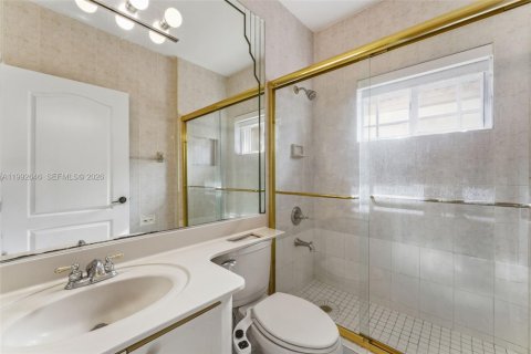 Купить виллу или дом в Майами-Лейкс, Флорида 3 спальни, 174.47м2, № 2062887 - фото 8