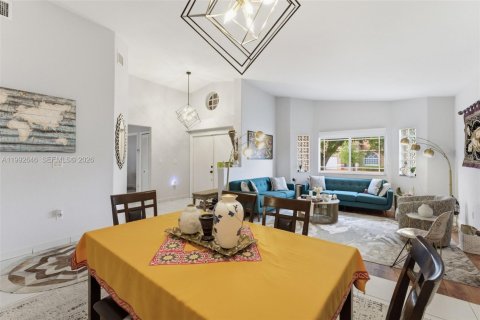 Купить виллу или дом в Майами-Лейкс, Флорида 3 спальни, 174.47м2, № 2062887 - фото 5