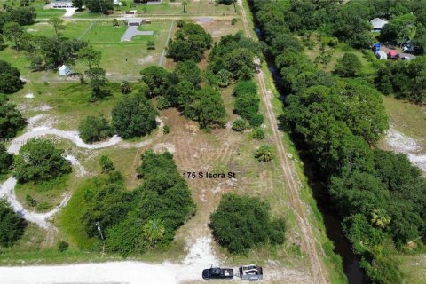 Land in Clewiston, Florida № 1926631 - photo 1