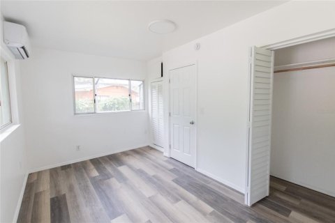 Casa en venta en Saint Petersburg, Florida, 3 dormitorios, 85.19 m2 № 1907761 - foto 29