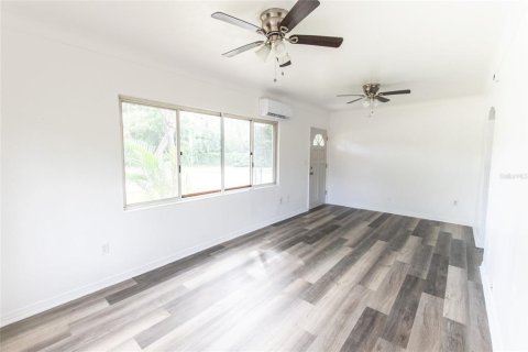 Casa en venta en Saint Petersburg, Florida, 3 dormitorios, 85.19 m2 № 1907761 - foto 8