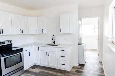Casa en venta en Saint Petersburg, Florida, 3 dormitorios, 85.19 m2 № 1907761 - foto 11