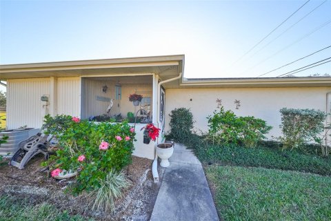 Condominio en venta en Sun City Center, Florida, 2 dormitorios, 89.19 m2 № 2142156 - foto 6