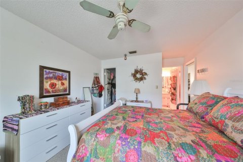Condominio en venta en Sun City Center, Florida, 2 dormitorios, 89.19 m2 № 2142156 - foto 18
