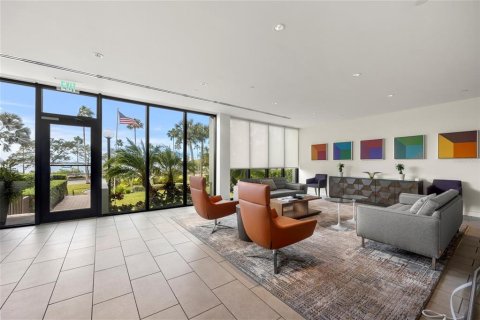 Condo in Sarasota, Florida, 2 bedrooms  № 2396180 - photo 5