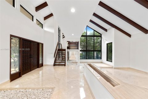 House in Boca Raton, Florida 4 bedrooms, 465.53 sq.m. № 1862032 - photo 18