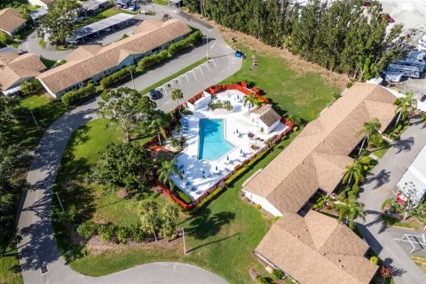 Condo in Sun City Center, Florida, 2 bedrooms  № 1816105 - photo 29