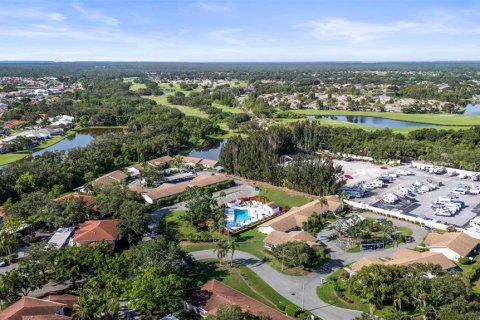 Condo in Sun City Center, Florida, 2 bedrooms  № 1816105 - photo 30