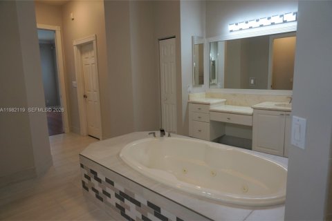 Casa en alquiler en Davie, Florida, 4 dormitorios, 259.01 m2 № 2043059 - foto 10