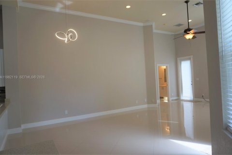 Casa en alquiler en Davie, Florida, 4 dormitorios, 259.01 m2 № 2043059 - foto 3