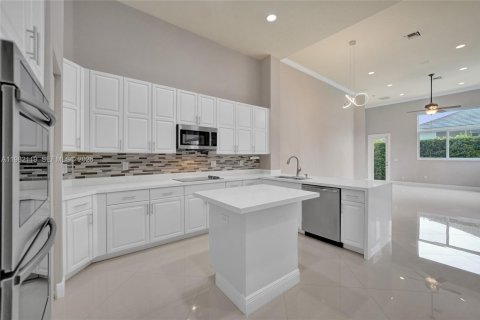 Casa en alquiler en Davie, Florida, 4 dormitorios, 259.01 m2 № 2043059 - foto 23