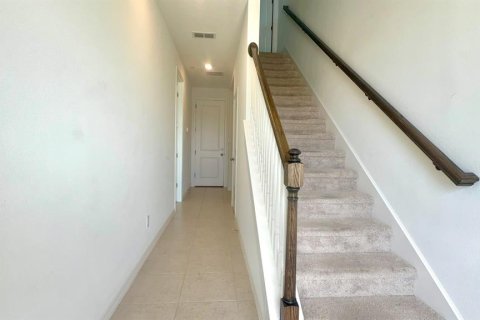 Снять в аренду таунхаус в Орландо, Флорида 7 комнат, 201.32м2, № 2156108 - фото 20