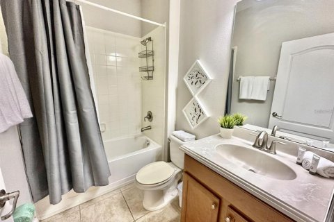 Casa en venta en Kissimmee, Florida, 6 dormitorios, 305.74 m2 № 1548060 - foto 23