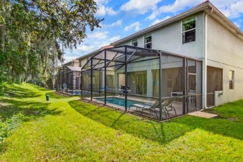 Casa en venta en Kissimmee, Florida, 6 dormitorios, 305.74 m2 № 1548060 - foto 2