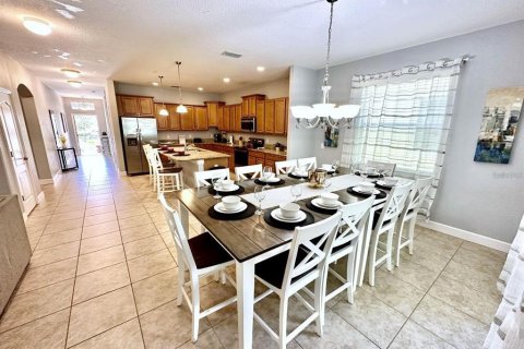 Casa en venta en Kissimmee, Florida, 6 dormitorios, 305.74 m2 № 1548060 - foto 4