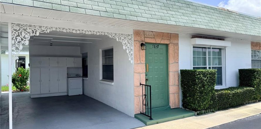 Villa ou maison à Saint Petersburg, Floride 2 chambres, 66.89 m2 № 2209348