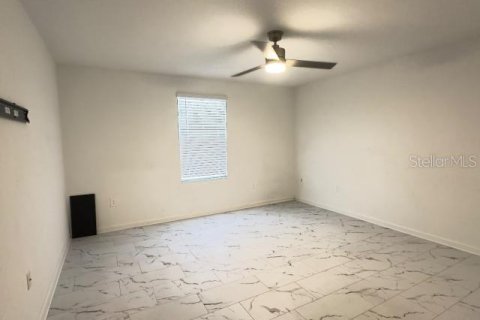 Casa en alquiler en Davenport, Florida, 5 dormitorios, 246.66 m2 № 1771875 - foto 2