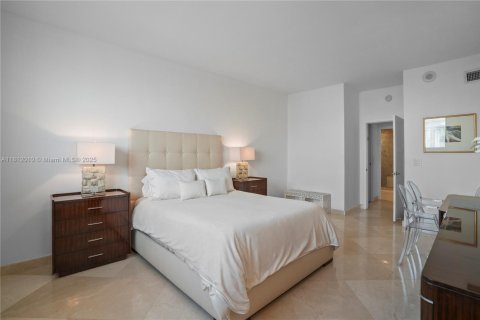 Condo in Sunny Isles Beach, Florida, 1 bedroom  № 1787255 - photo 14