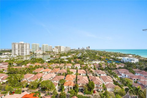 Condo in Sunny Isles Beach, Florida, 1 bedroom  № 1787255 - photo 25