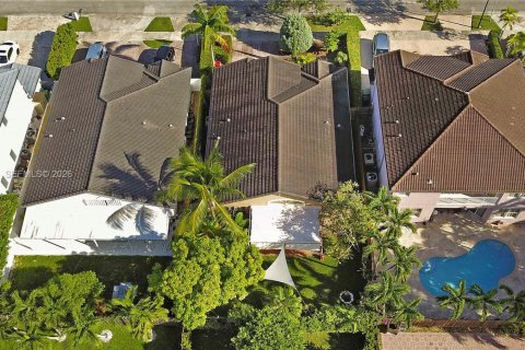 Villa ou maison à vendre à Miami, Floride: 4 chambres, 138.05 m2 № 2011013 - photo 26
