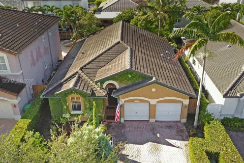 Villa ou maison à vendre à Miami, Floride: 4 chambres, 138.05 m2 № 2011013 - photo 24