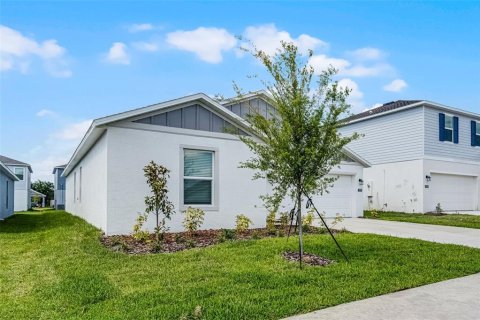 Villa ou maison à louer à Winter Haven, Floride: 4 chambres, 170.75 m2 № 2098257 - photo 20