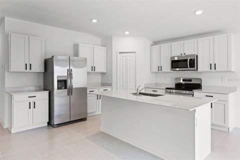 Villa ou maison à louer à Winter Haven, Floride: 4 chambres, 170.75 m2 № 2098257 - photo 22