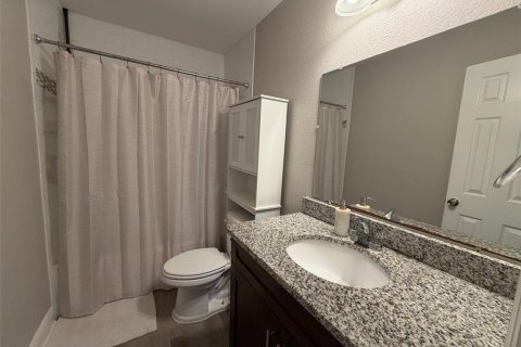 House in Tampa, Florida 4 bedrooms, 120.96 sq.m. № 2377991 - photo 16