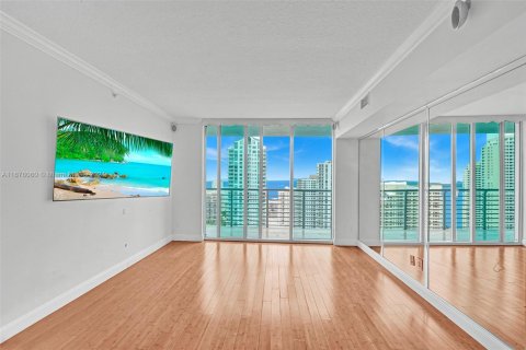 Copropriété à vendre à Miami, Floride: 2 chambres, 113.99 m2 № 1985205 - photo 22