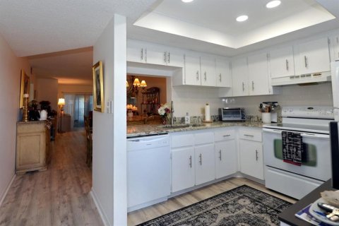 Copropriété à louer à Dunedin, Floride: 1 chambre, 73.39 m2 № 2431232 - photo 2